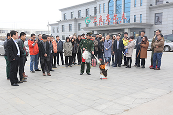 恒運(yùn)能源集團(tuán)組織員工消防安全教育培訓(xùn)活動(dòng)